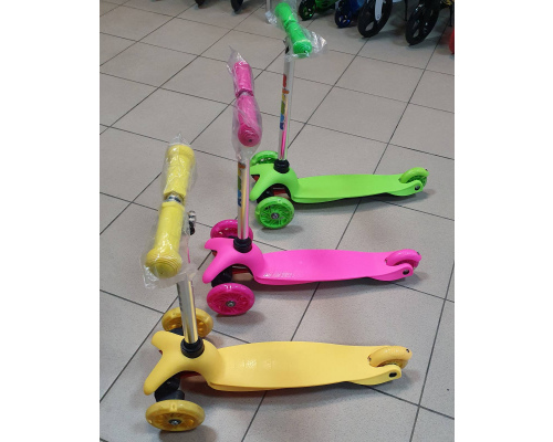 Самокат 3-х колесный ''MicMox'' мини